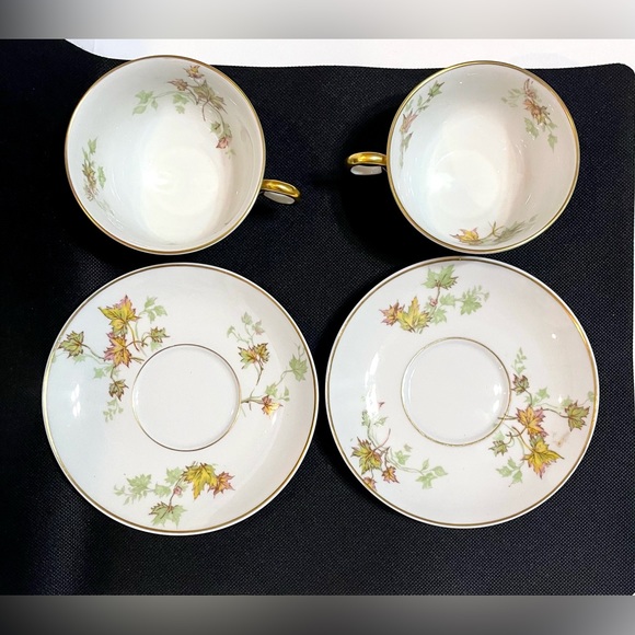 Set Of 2 Haviland Limoges Autumn Leaf Cup & Saucer Christmas Edition - Picture 2 of 10